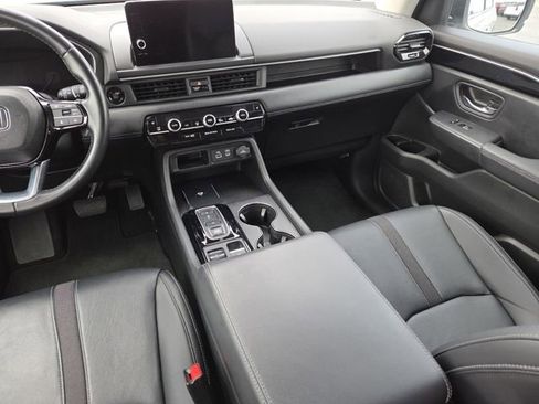 Used 2023 Honda Pilot EX-L image 31