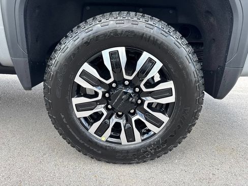 New 2026 GMC Sierra 2500 Denali Ultimate AWD/4WD image 30
