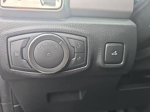 Used 2022 Ford Ranger XLT w/ Equipment Group 302A High AWD/4WD image 13