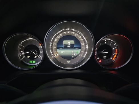 Used 2016 Mercedes-Benz E 350 Sedan image 20