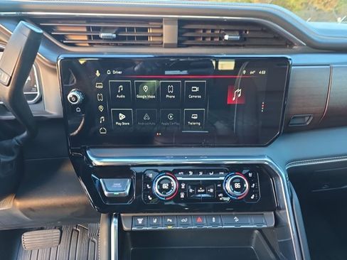 Used 2025 GMC Sierra 2500 Denali Ultimate image 20