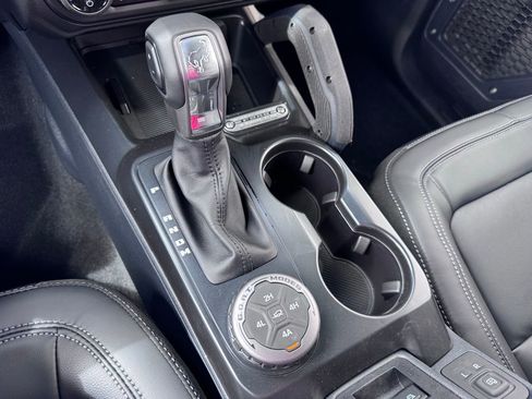 New 2026 Ford Bronco Outer Banks AWD/4WD image 31