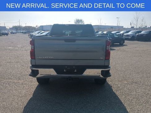 Used 2024 Chevrolet Silverado 1500 LT AWD/4WD image 6
