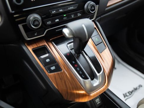 Used 2019 Honda CR-V EX image 16