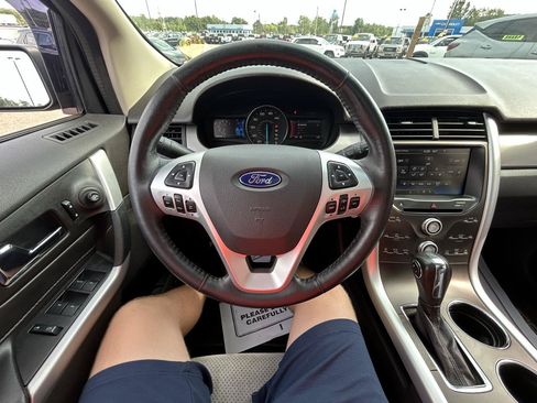 Used 2013 Ford Edge SEL w/ Black-White Styling Pkg FWD image 28