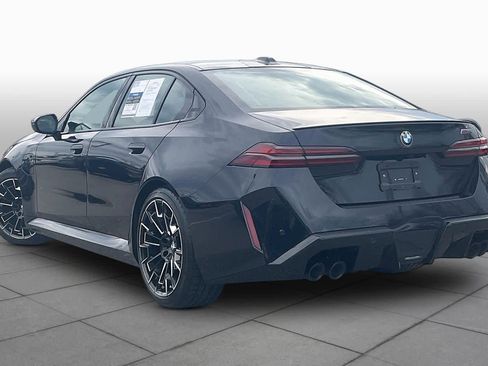 Used 2026 BMW M5 w/ Executive Package image 11