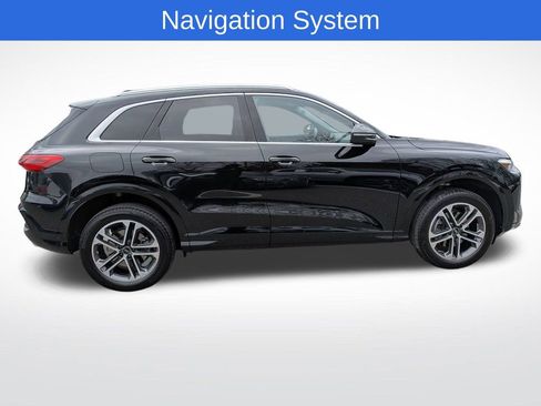 Used 2025 Audi Q5 Premium Plus w/ Premium Plus image 2