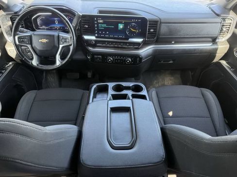 Used 2024 Chevrolet Silverado 2500 LT AWD/4WD image 13