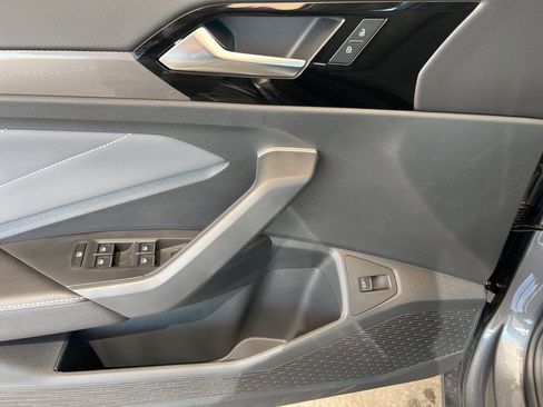 New 2025 Volkswagen Jetta SEL image 11