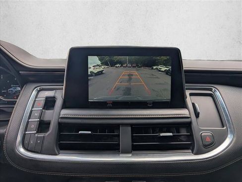 Used 2022 GMC Yukon XL AT4 AWD/4WD image 17