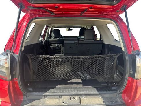 Used 2016 Toyota 4Runner SR5 Premium AWD/4WD image 13