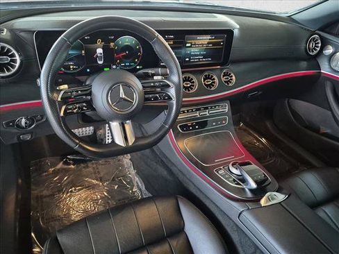Used 2023 Mercedes-Benz E 450 Cabriolet image 17