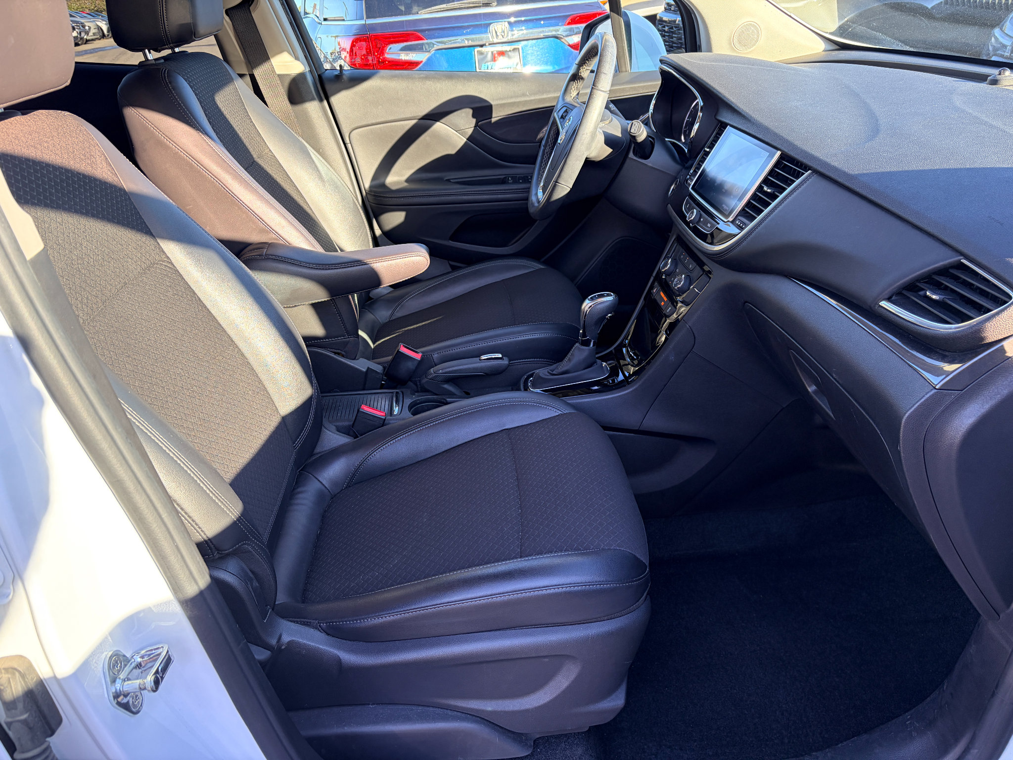 Used 2018 Buick Encore Preferred FWD image 13