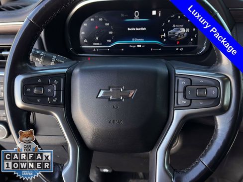 Used 2022 Chevrolet Tahoe Z71 w/ Luxury Package image 12