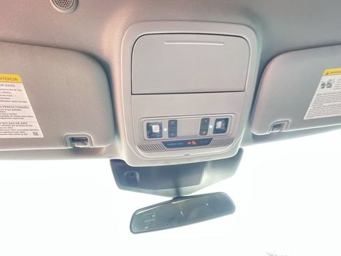 Used 2023 Ford Explorer XLT RWD image 24