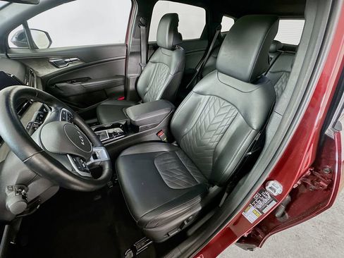 Certified 2025 Kia Sportage X-Pro AWD/4WD image 29