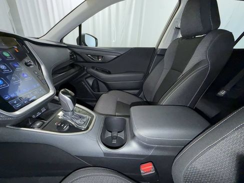 Used 2024 Subaru Outback Premium AWD/4WD image 21