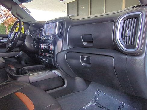 Certified 2021 GMC Sierra 1500 AT4 w/ AT4 Premium Package image 31