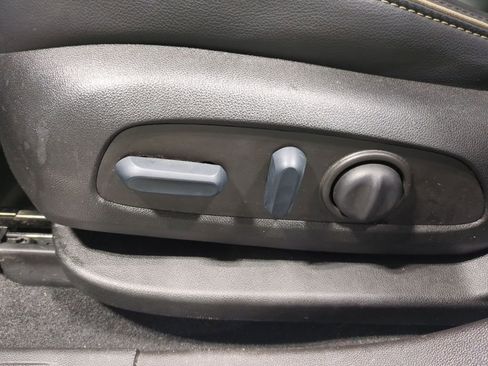 Used 2022 GMC Acadia Denali w/ Denali Ultimate Package image 17