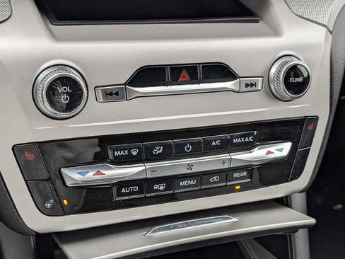 Used 2023 Ford Explorer XLT w/ Equipment Group 202A image 15