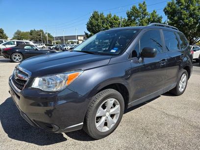 Used 2016 Subaru Forester 2.5i w/ Alloy Wheel Package