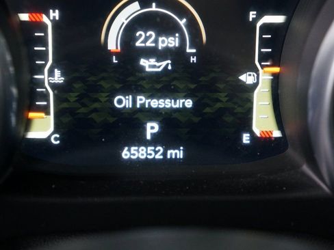 Used 2023 Jeep Wrangler Sahara image 16