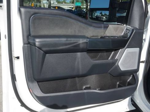 Used 2025 Ford F250 Platinum AWD/4WD image 40