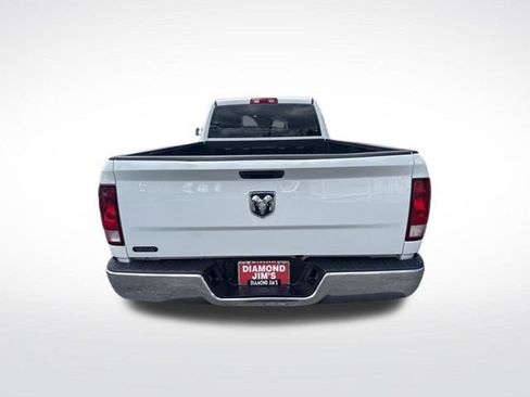 Used 2022 RAM 1500 Classic SLT AWD/4WD image 4