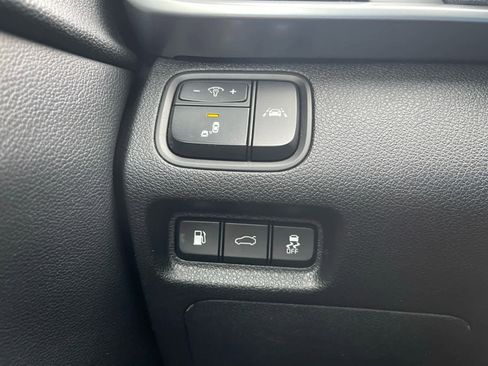 Used 2020 Kia Optima LX image 22