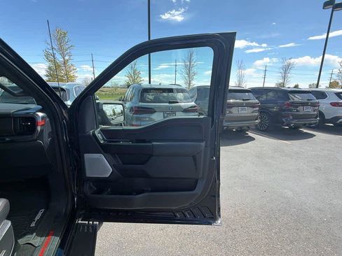Used 2025 Ford F150 Raptor AWD/4WD image 25
