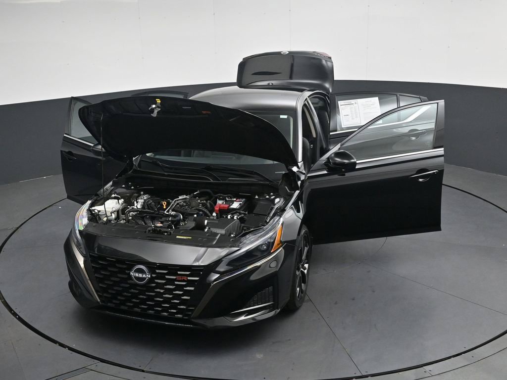 Certified 2025 Nissan Altima 2.5 SR AWD/4WD image 45