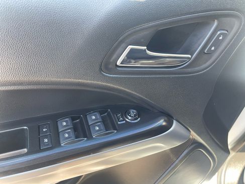 Used 2022 Chevrolet Colorado LT w/ Safety Package image 20