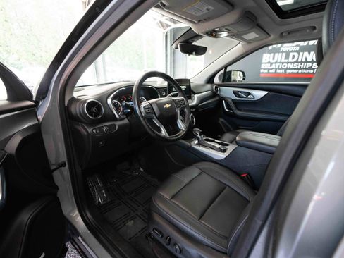 Used 2023 Chevrolet Blazer LT w/ Sound & Technology Package AWD/4WD image 8