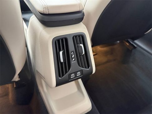 Certified 2025 BMW X1 M35i w/ Premium Package image 24