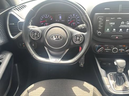 Used 2021 Kia Soul GT-Line FWD image 17