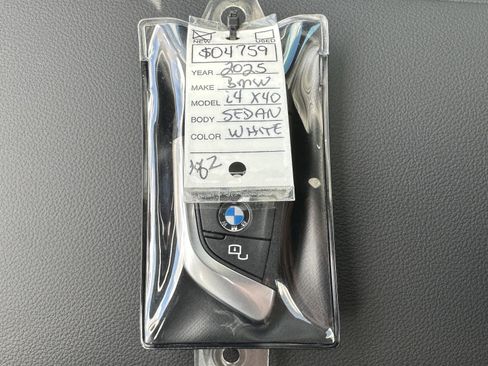 Used 2025 BMW i4 xDrive40i w/ M Sport Package AWD/4WD image 34