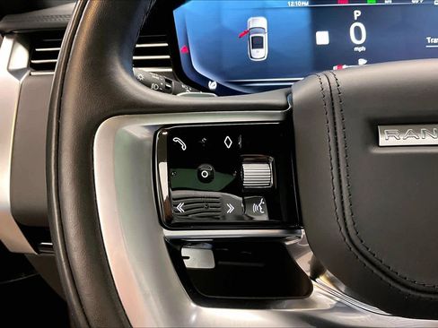 Used 2023 Land Rover Range Rover Long Wheelbase SE image 46