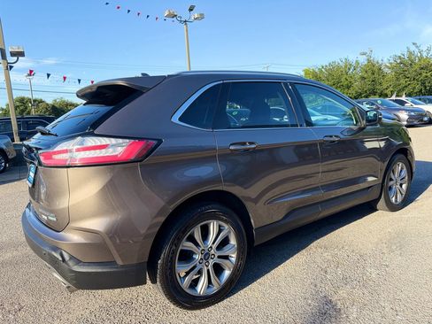 Used 2019 Ford Edge Titanium AWD/4WD image 26