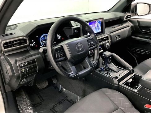 Used 2024 Toyota Tacoma SR image 12