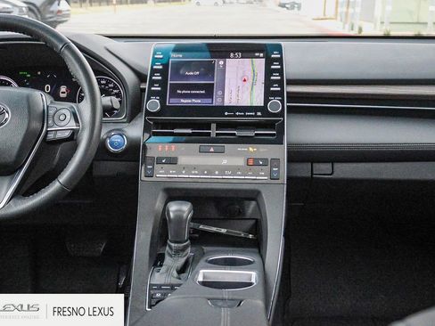 Used 2022 Toyota Avalon XLE image 16