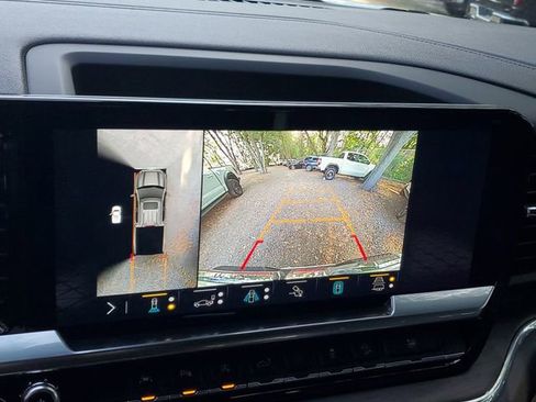 Used 2023 GMC Sierra 1500 SLT w/ SLT Premium Plus Package image 23