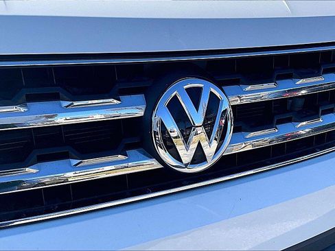 Used 2018 Volkswagen Atlas Launch Edition image 27
