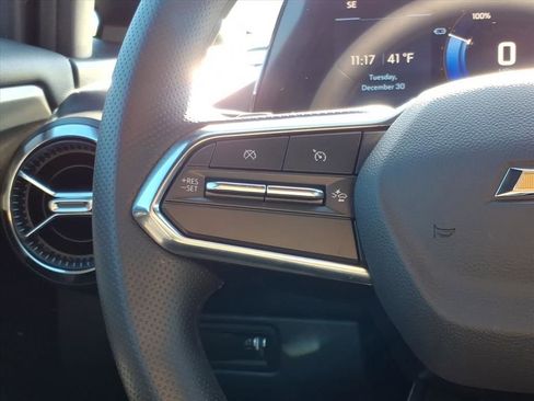 New 2026 Chevrolet Equinox EV LT image 16