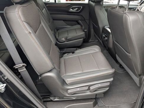 Used 2021 Chevrolet Tahoe High Country w/ Premium Package image 36