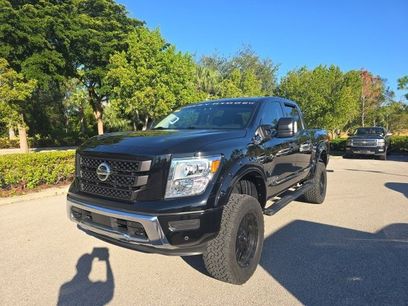 Used 2022 Nissan Titan SV w/ SV Convenience Package
