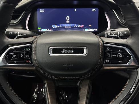 Used 2024 Jeep Grand Cherokee L Summit image 18