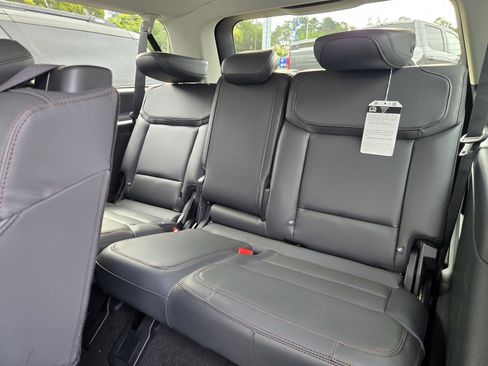 New 2025 Ford Expedition Max Active image 7