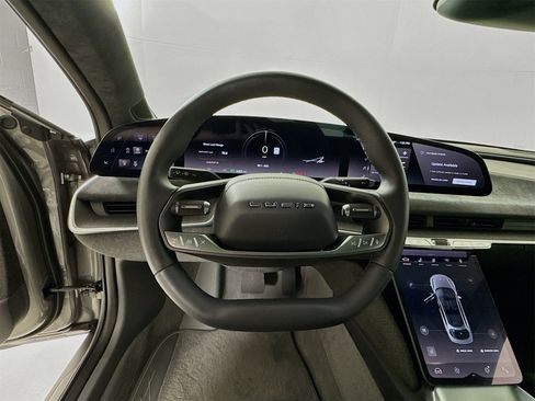 Used 2022 Lucid Air Grand Touring image 11