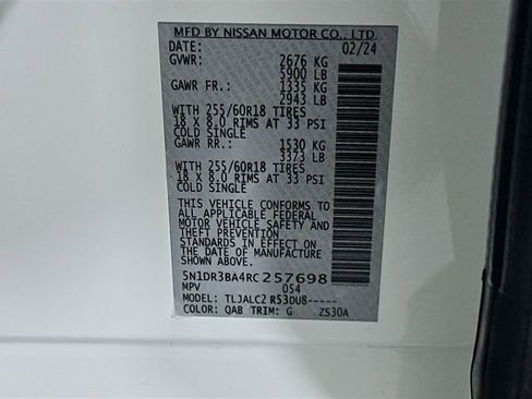 Used 2024 Nissan Pathfinder SV image 30