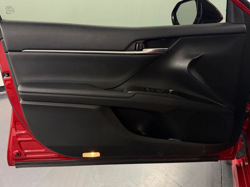 Used 2024 Toyota Camry XSE image 28